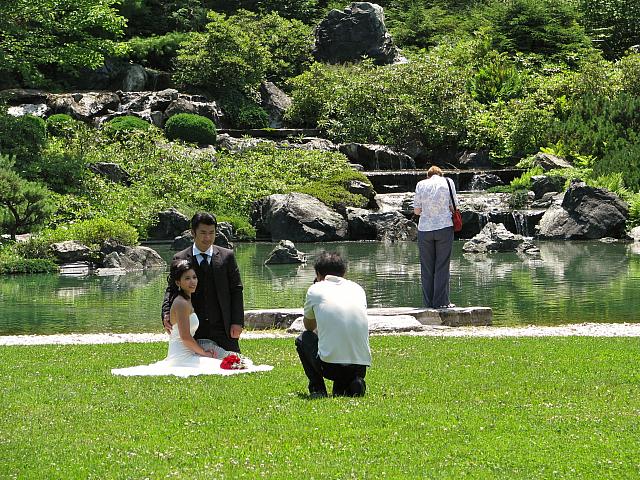 201107 1205