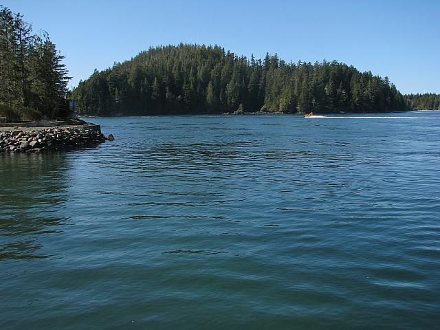201203A 046