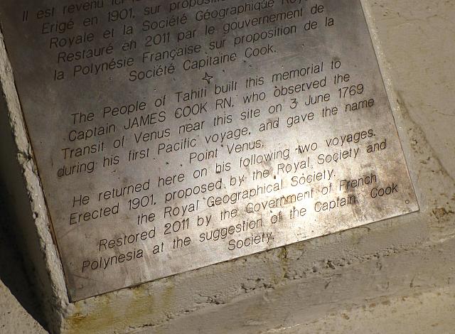 Sign on Capt. Cook Memorial