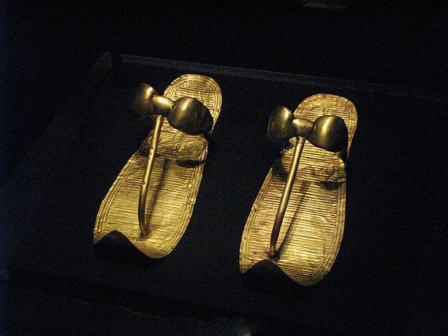 201206 129