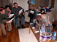 Hanukah Party 20060101 031