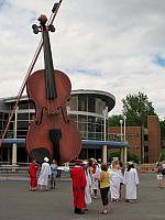 201107 524