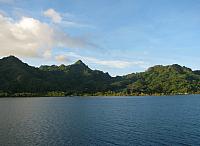 In Maroe Bay, Huahine