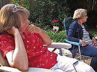 201208 11