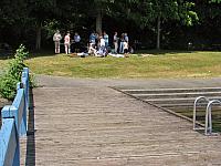 201306 076