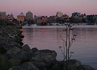 201311 068